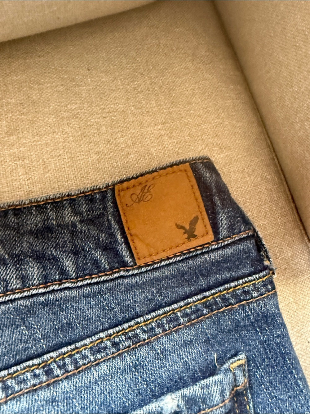 American Eagle Outfitters Distressed Jeans - Picture 5 of 5